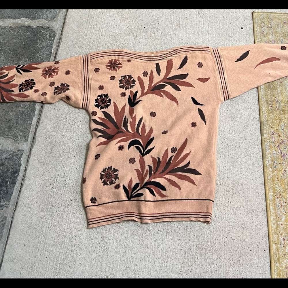 Sweater - Picture 3 of 3